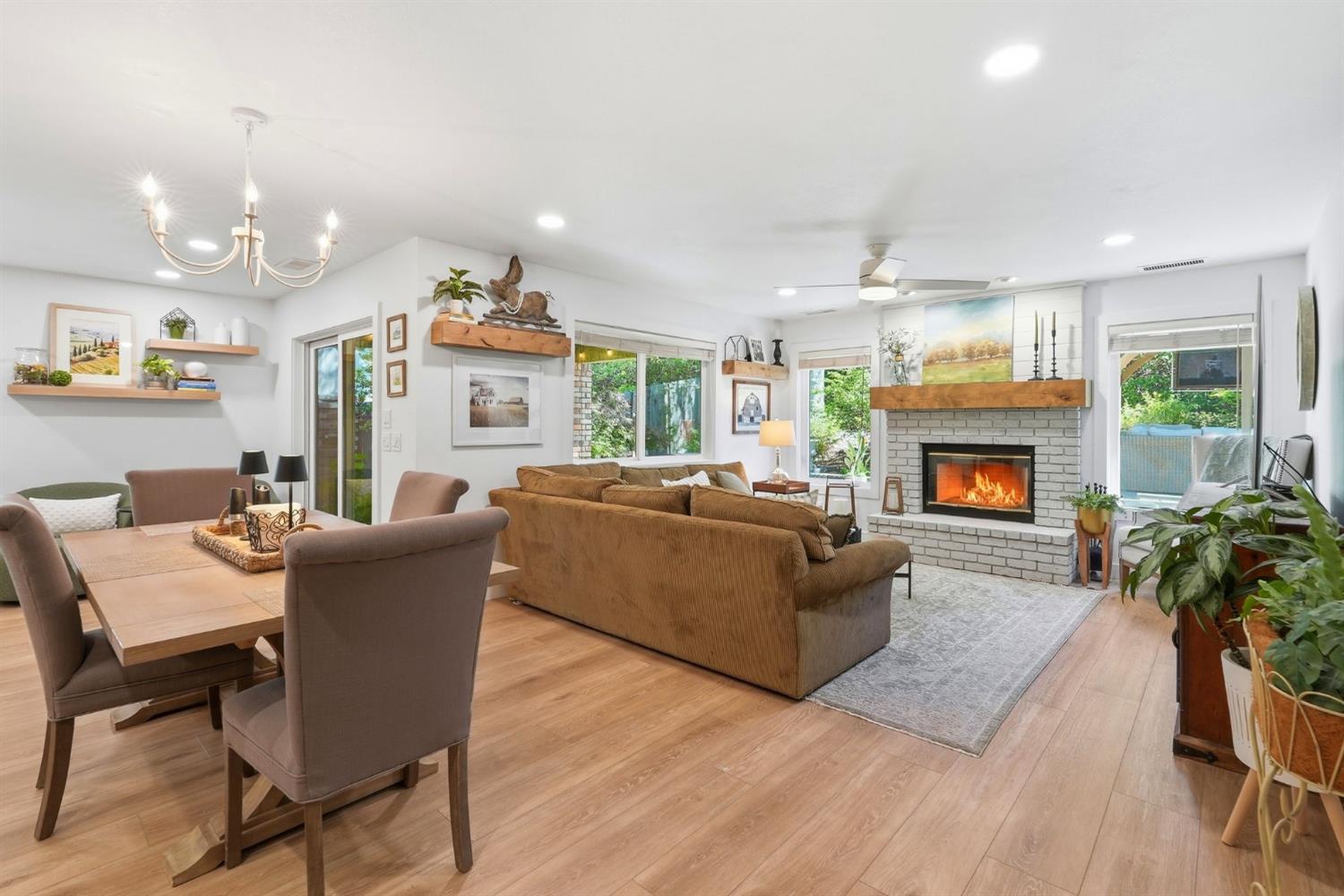 1475 Foxridge Circle