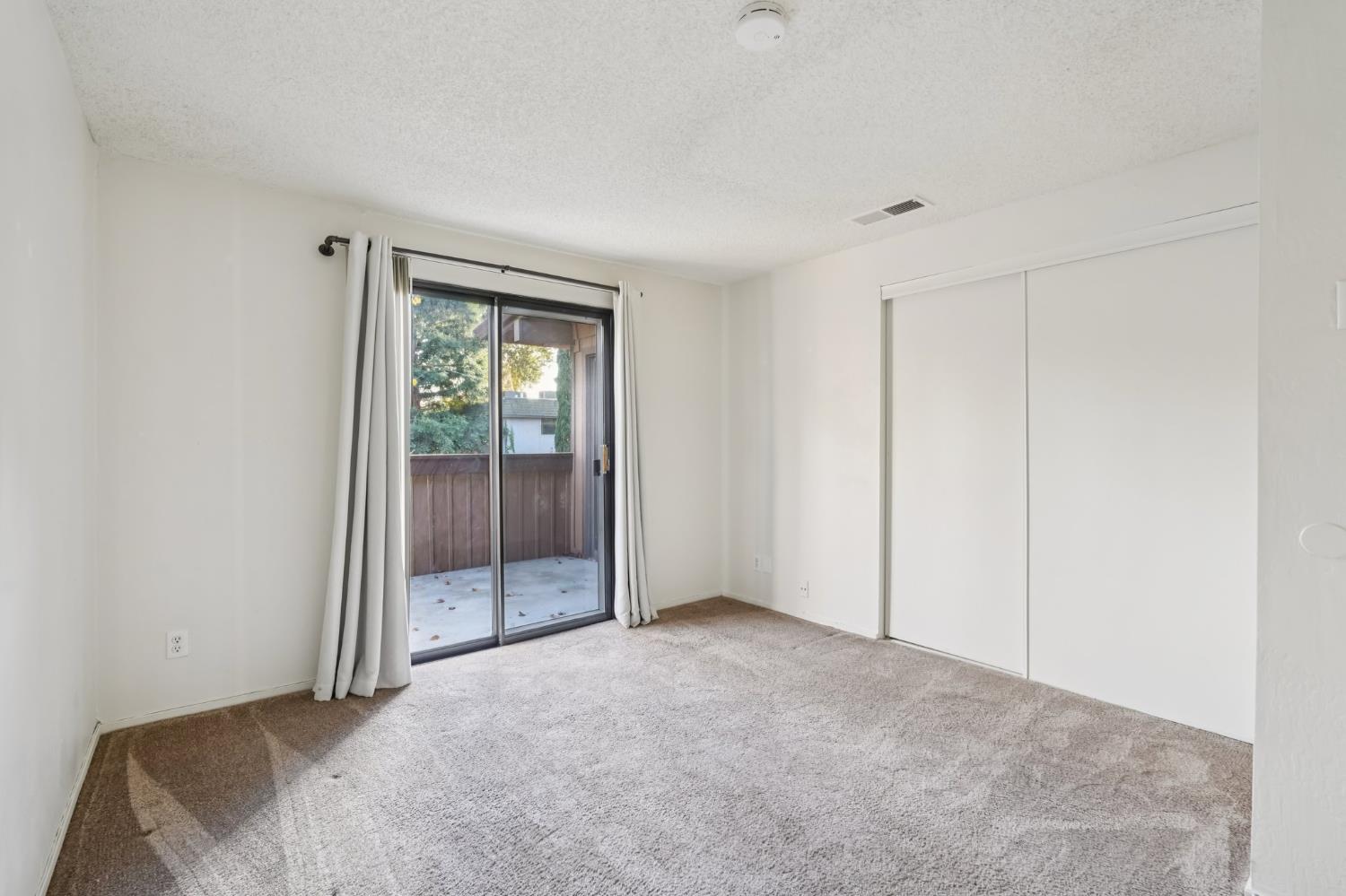 937 Fulton Avenue 502