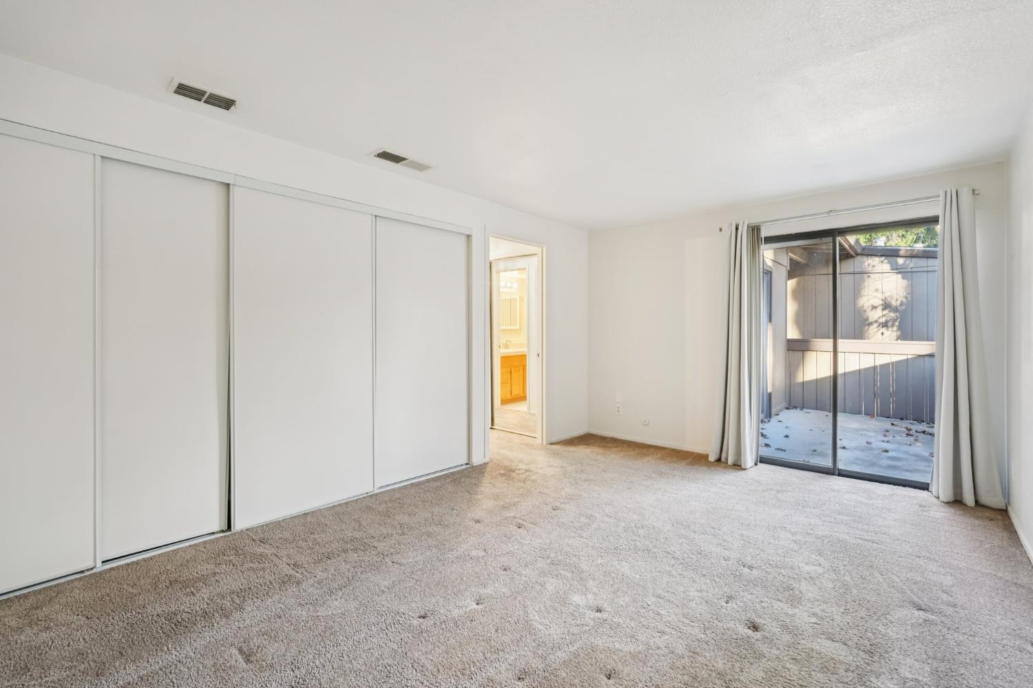 937 Fulton Avenue 502
