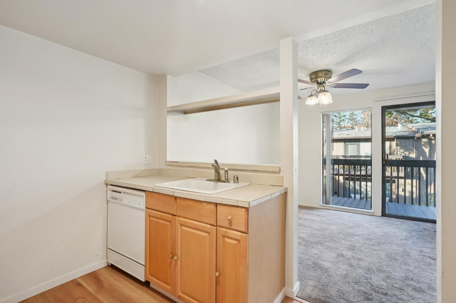 937 Fulton Avenue 502