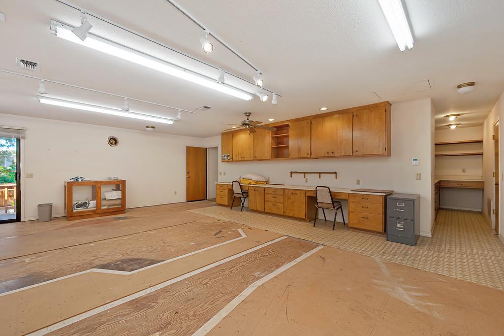 4124 Mindt Court