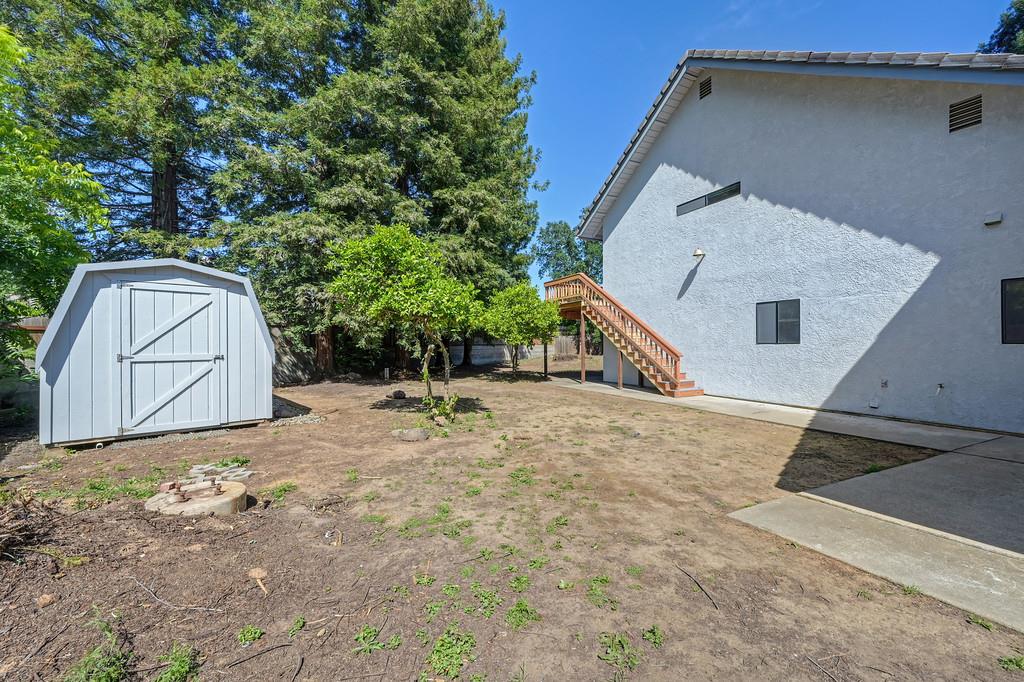 4124 Mindt Court