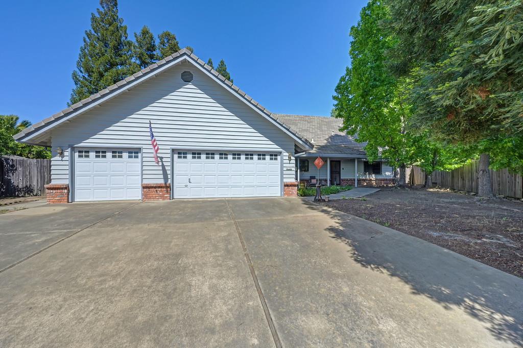 4124 Mindt Court