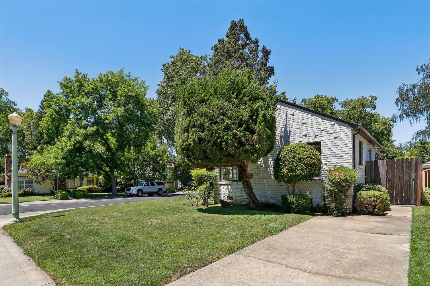 2761 Marty Way