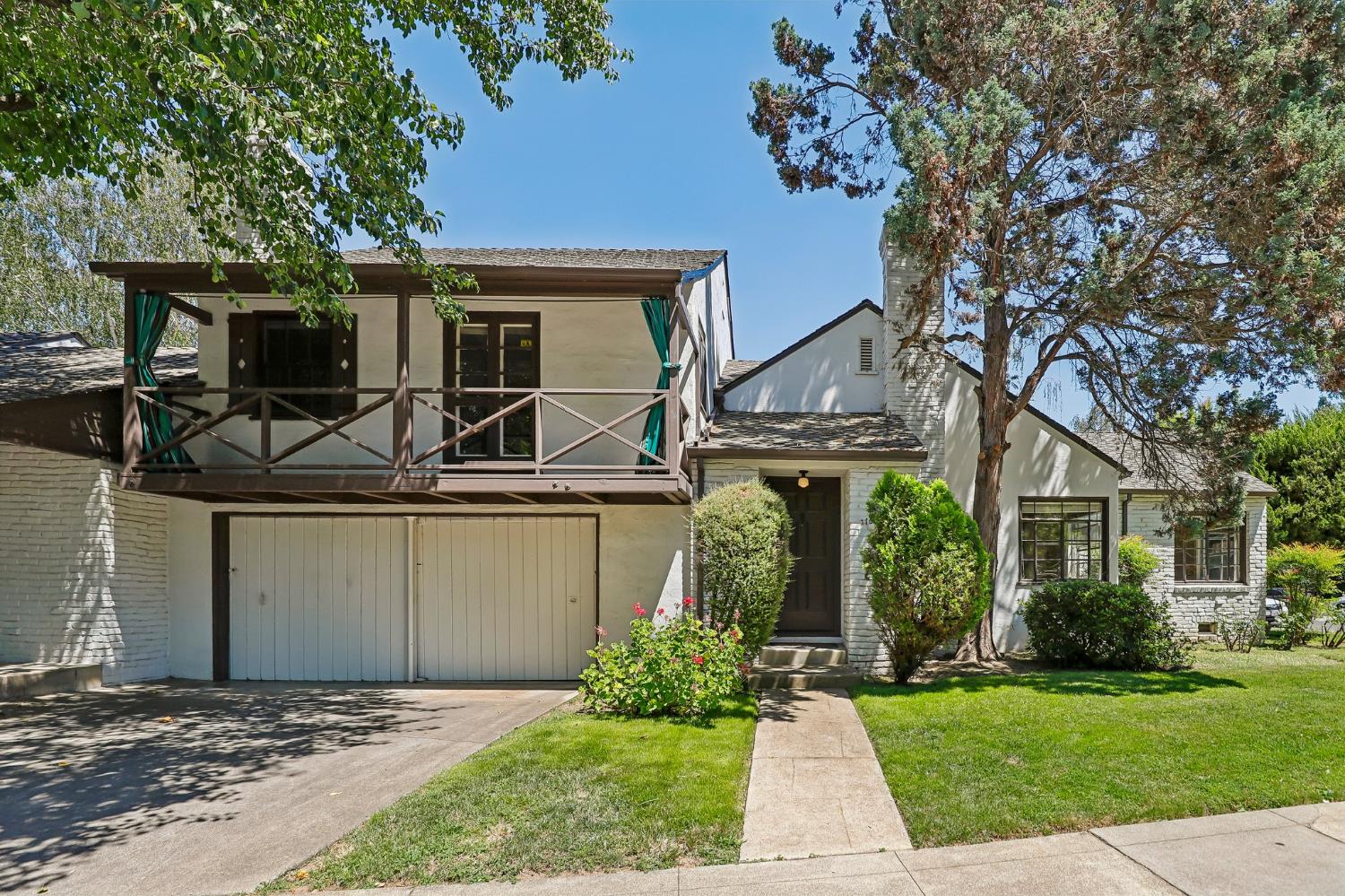 2761 Marty Way