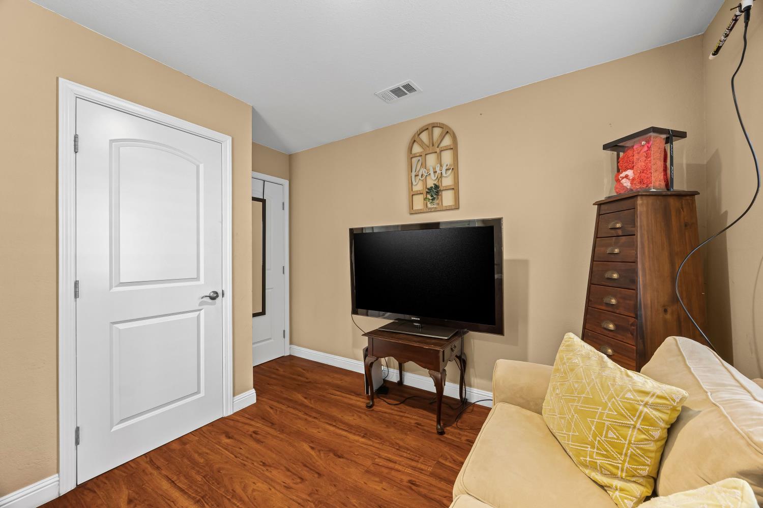 1229 Bayard Drive