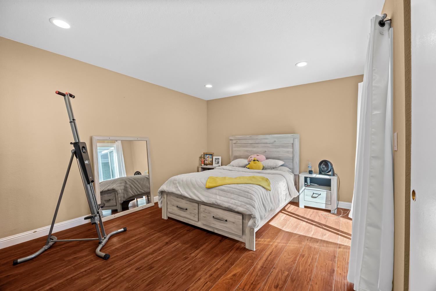 1229 Bayard Drive