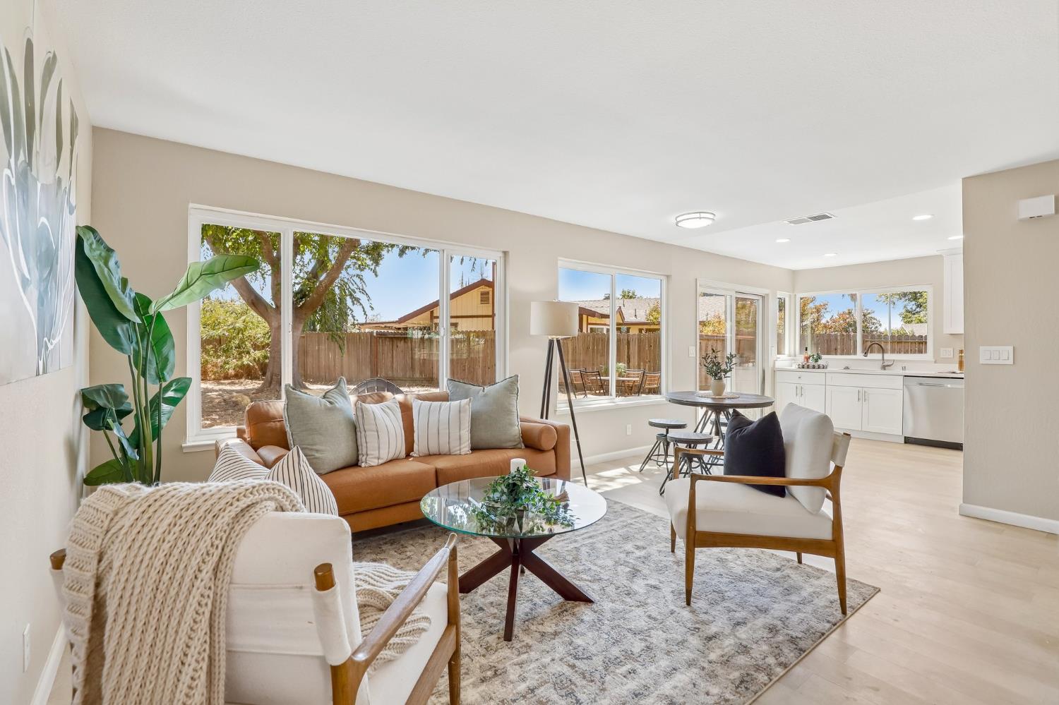8414 Pyracantha Court