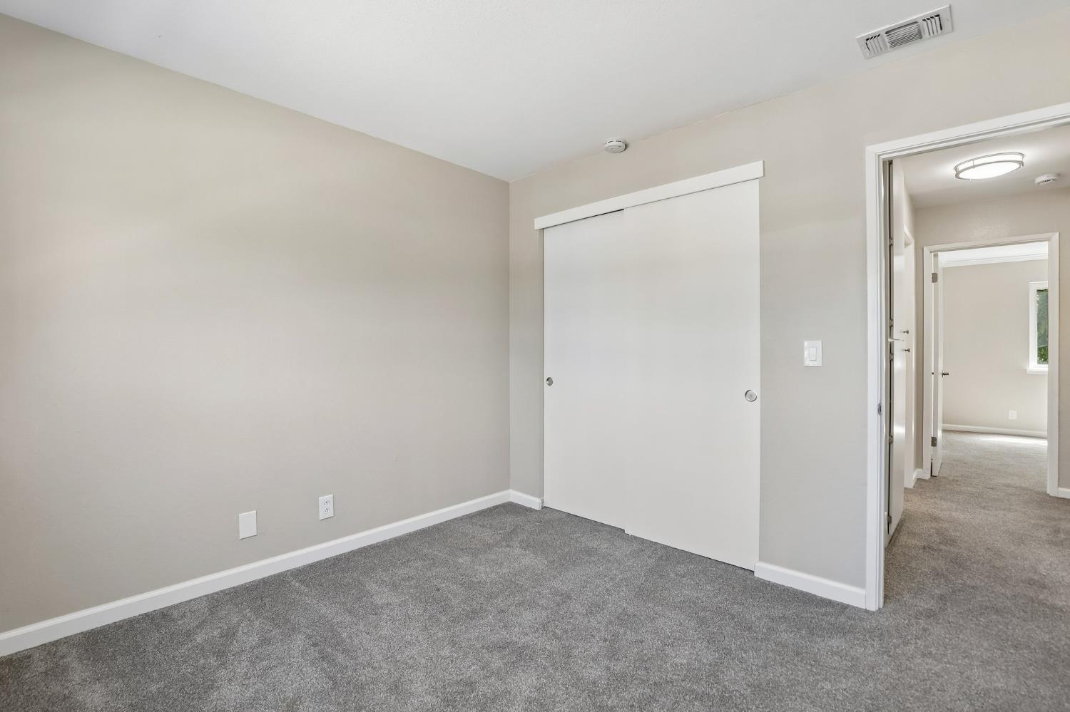 8414 Pyracantha Court