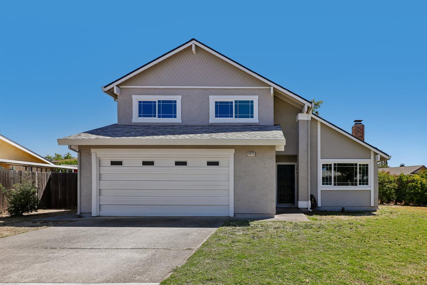 8414 Pyracantha Court