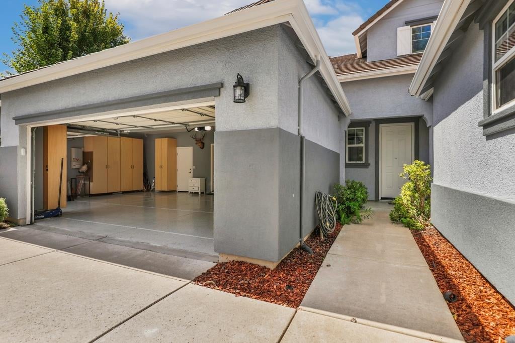 9008 Clarissa Drive