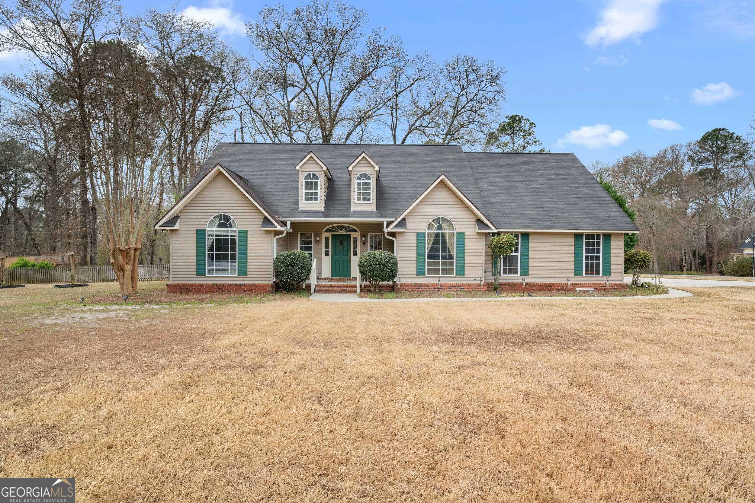 2200 W Crabapple Court