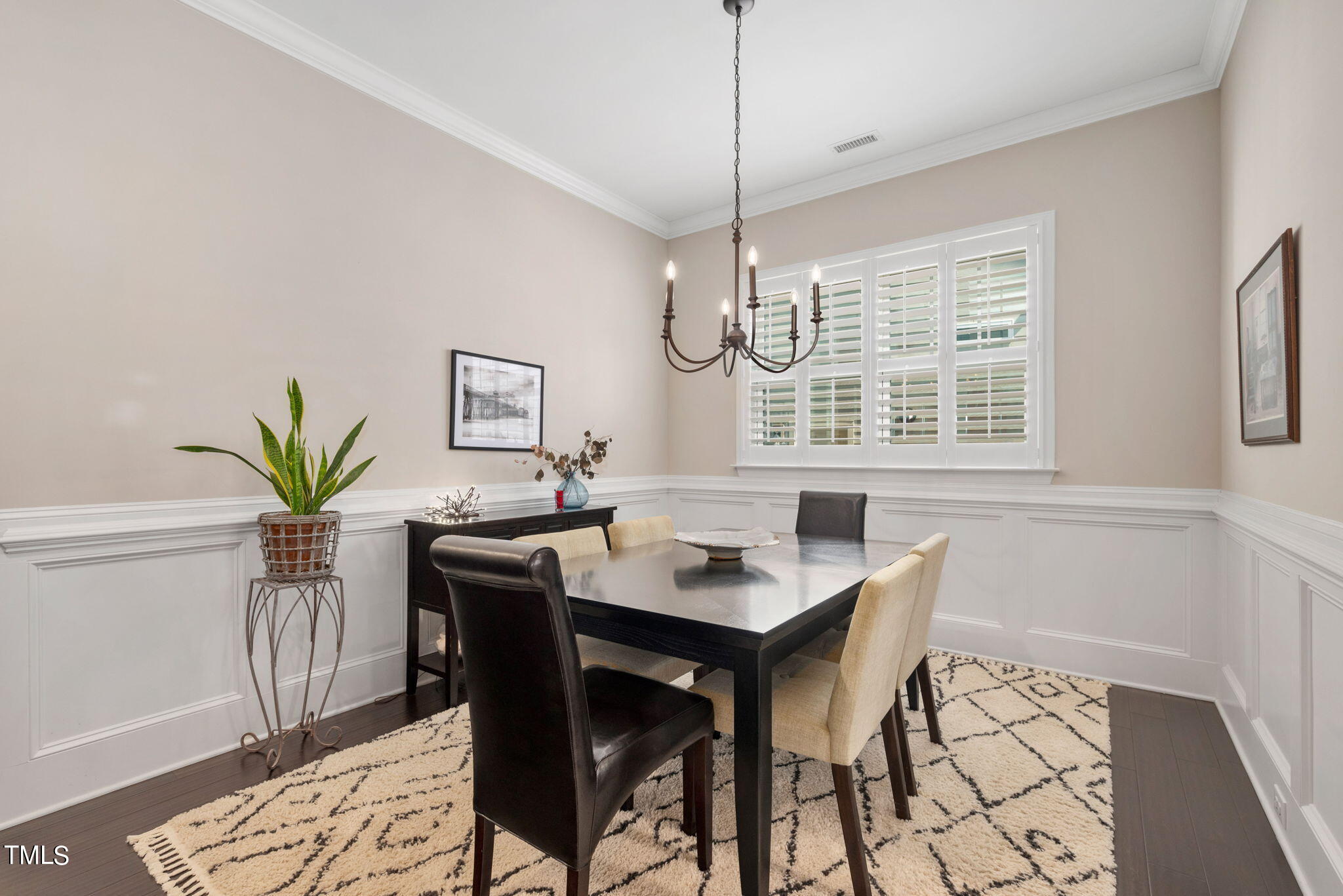252 Lucky Ribbon Lane