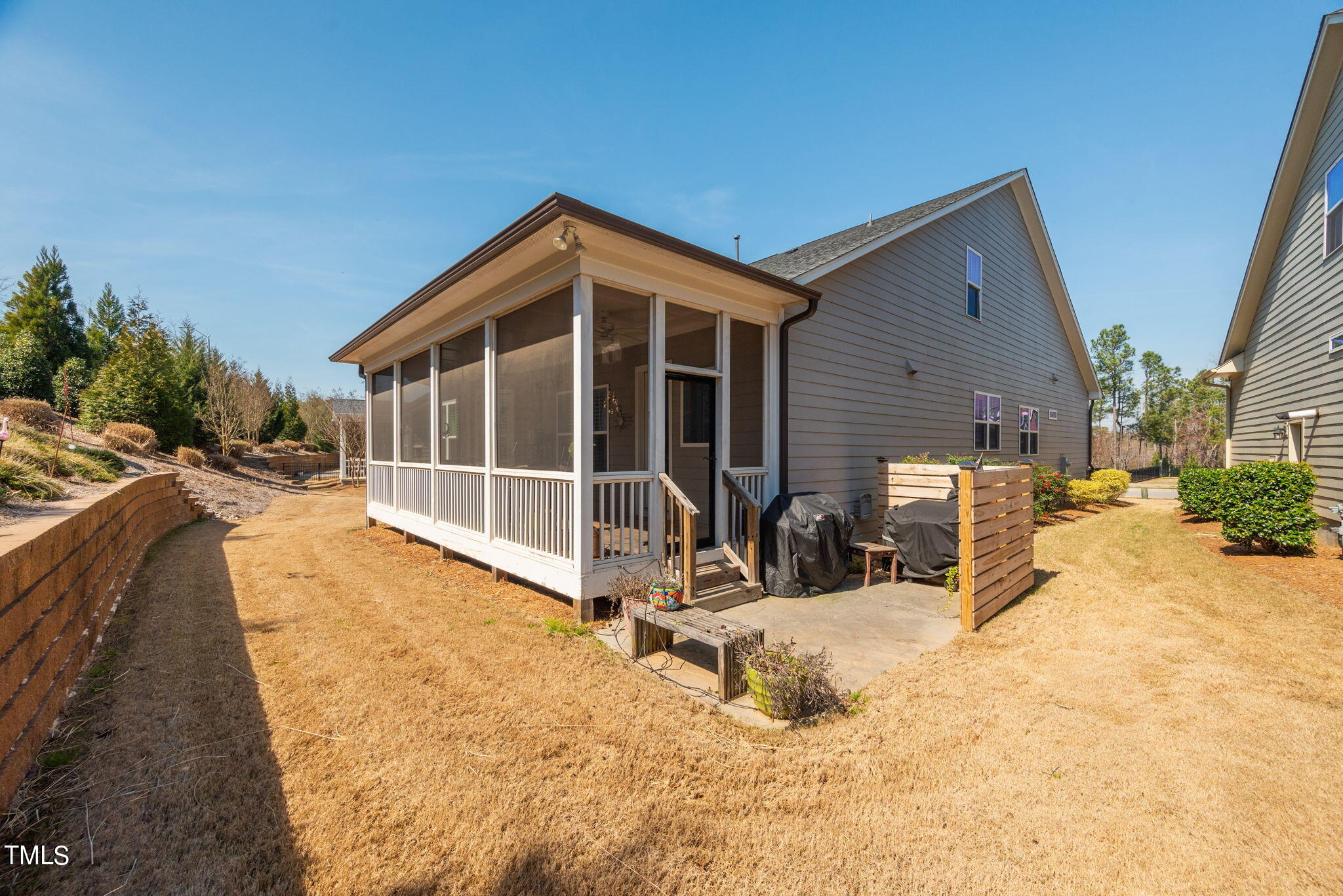 252 Lucky Ribbon Lane
