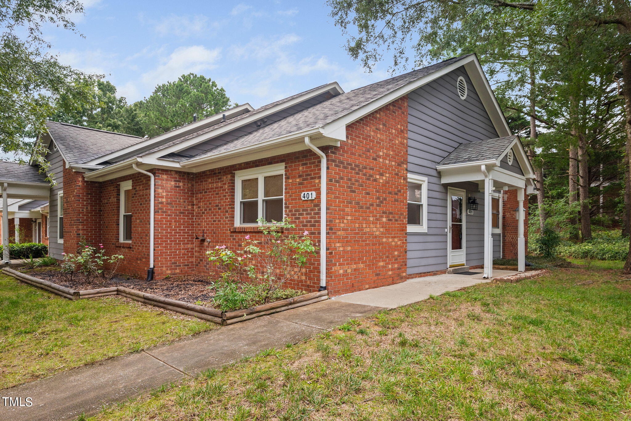 401 Huntington Park Drive
