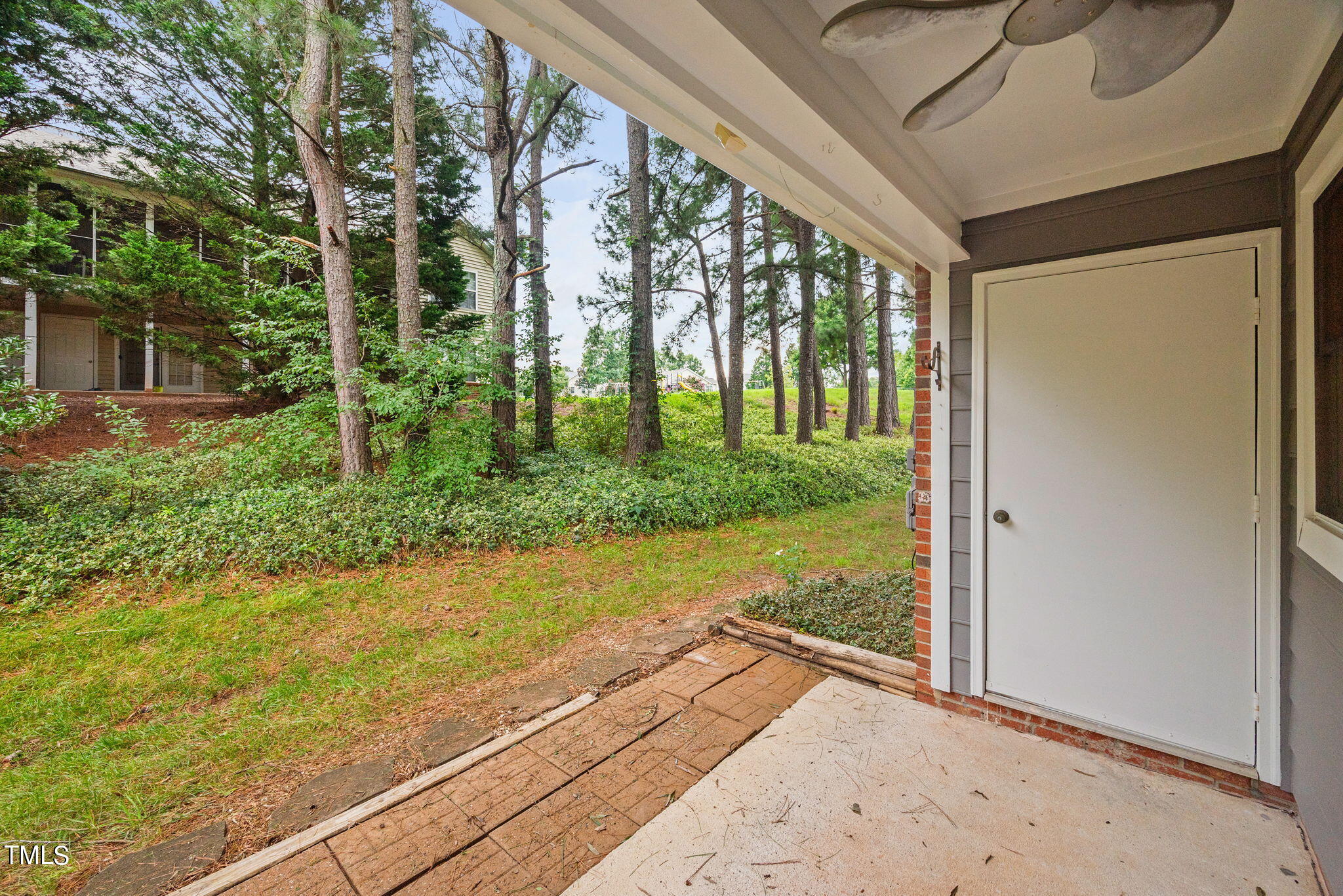 401 Huntington Park Drive