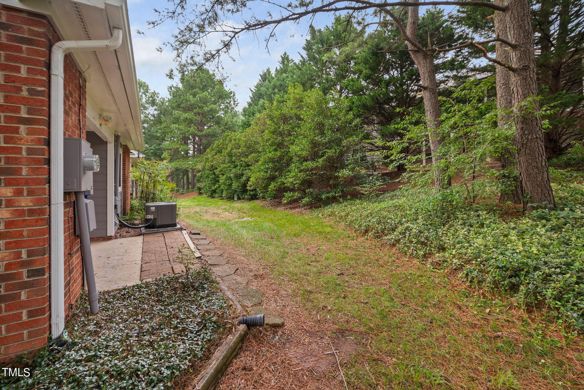 401 Huntington Park Drive