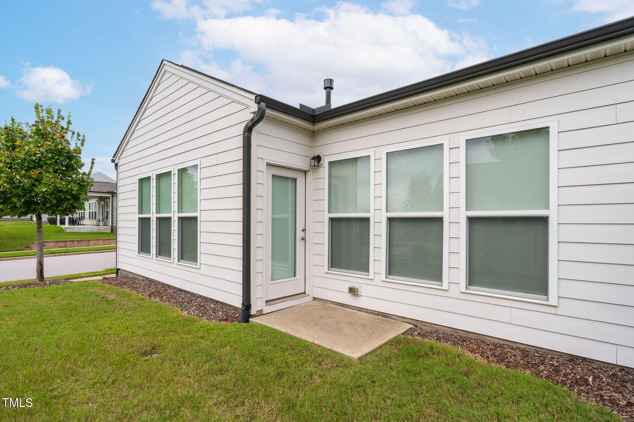 302 Sailfish Court