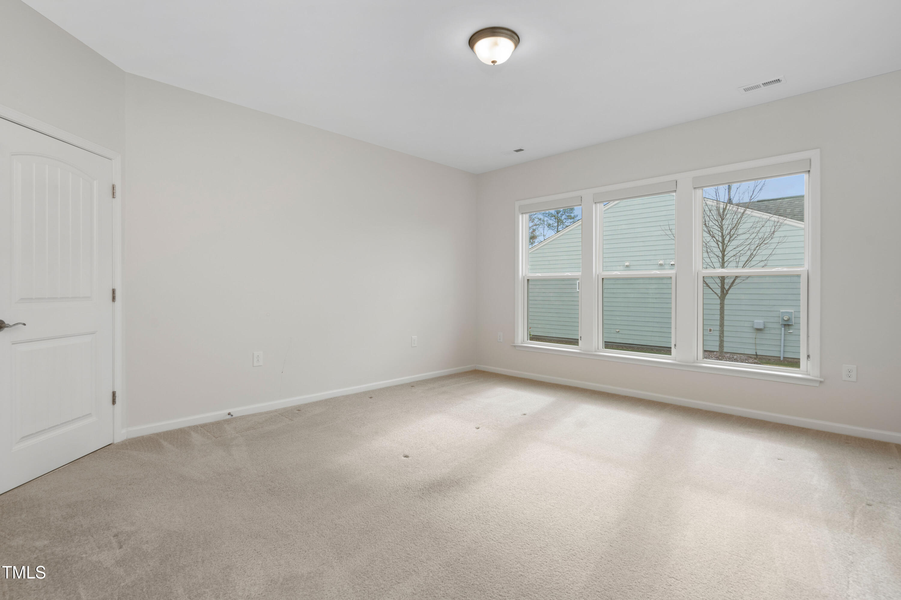 302 Sailfish Court