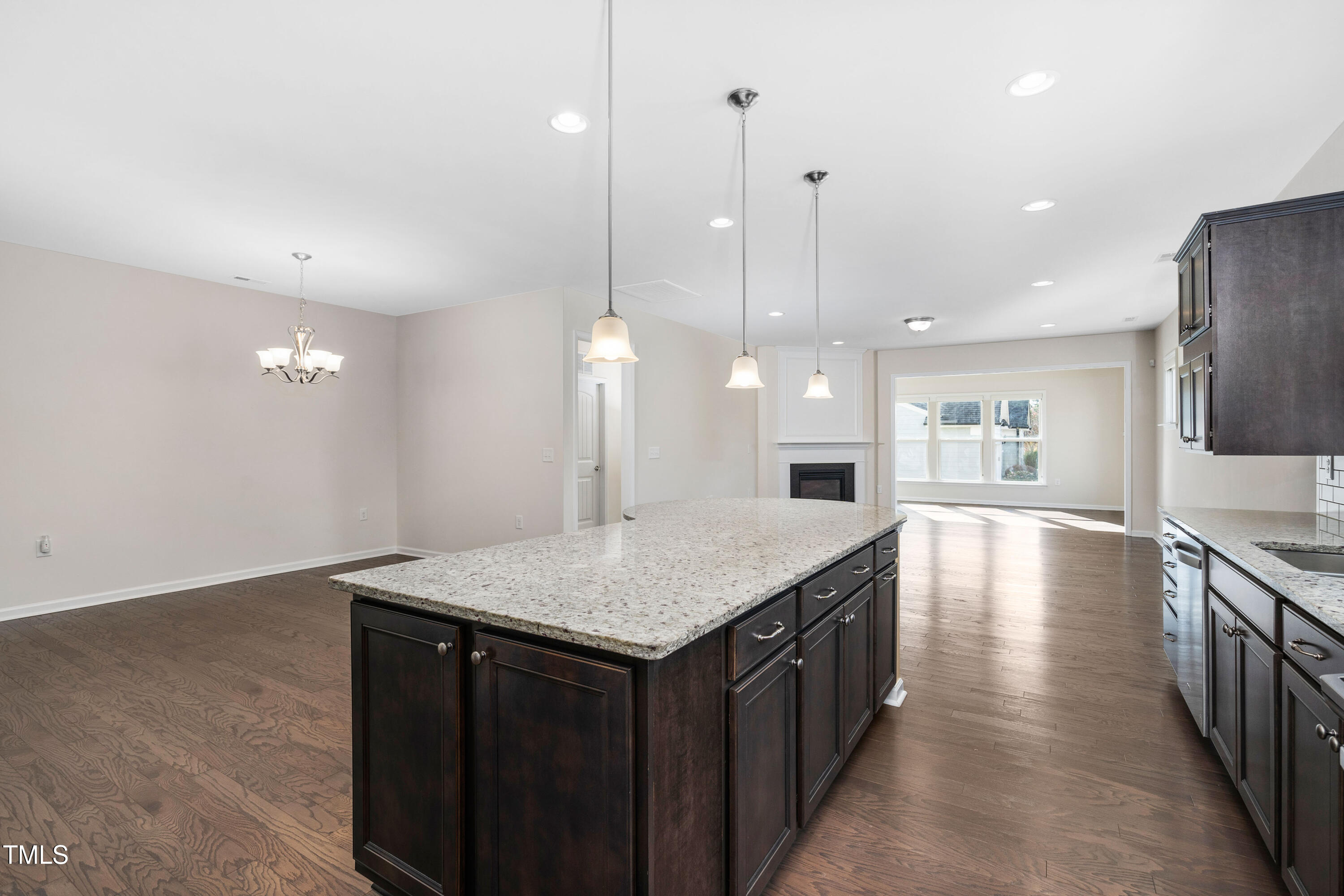 302 Sailfish Court