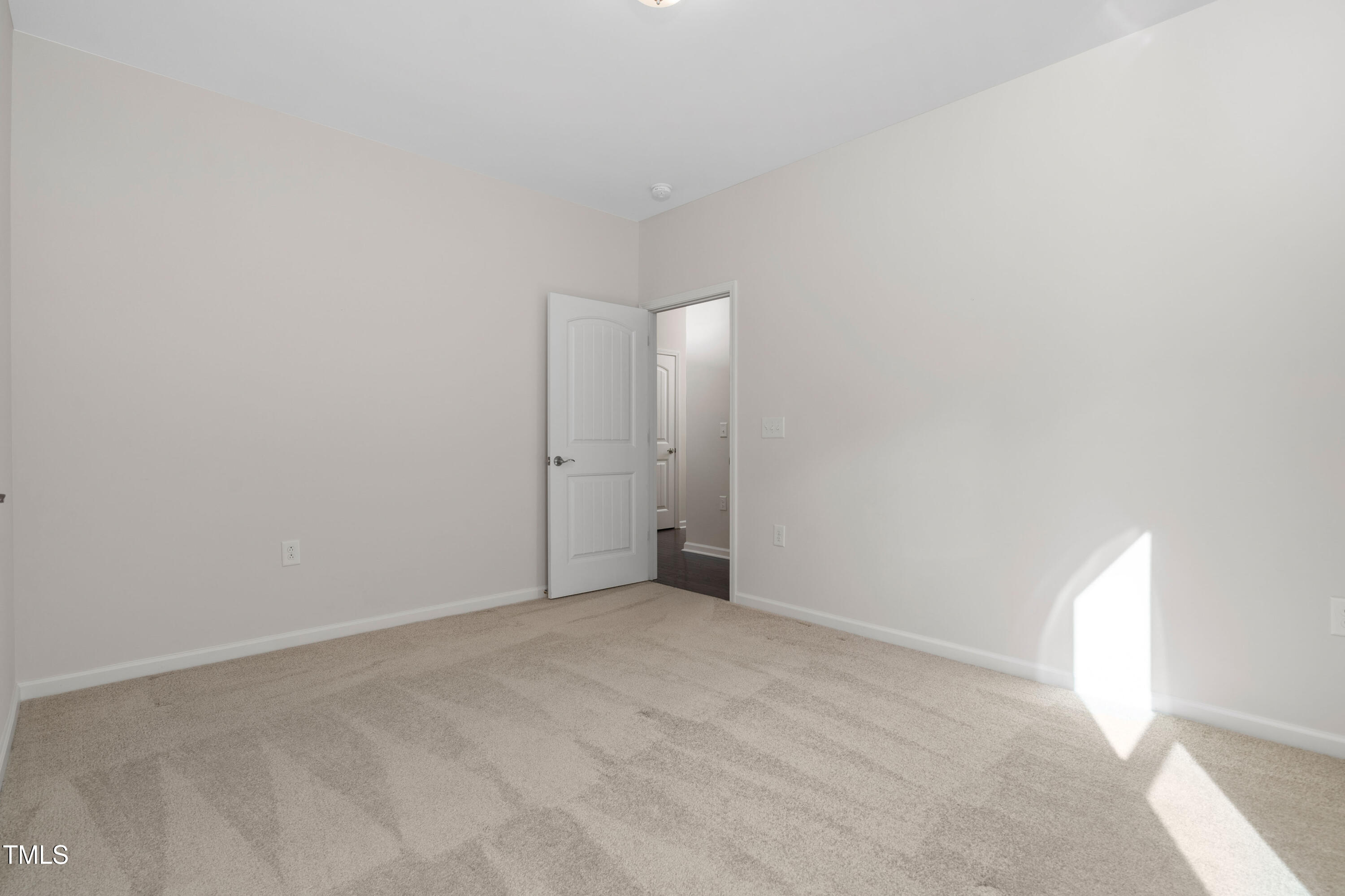 302 Sailfish Court