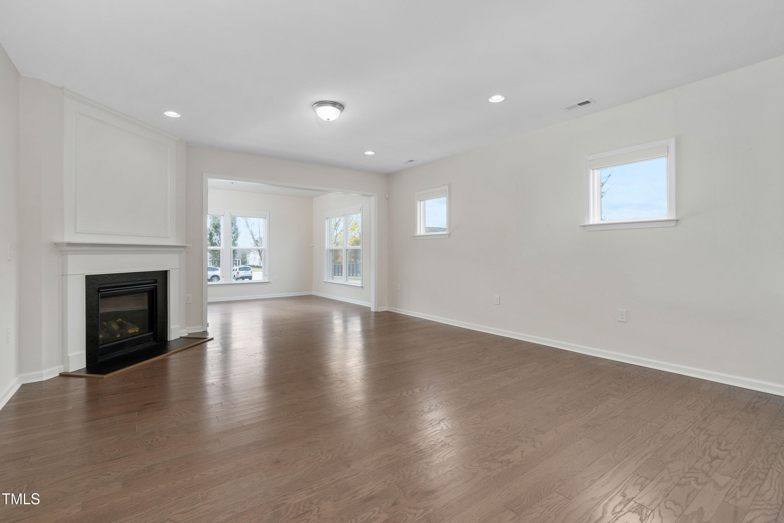 302 Sailfish Court