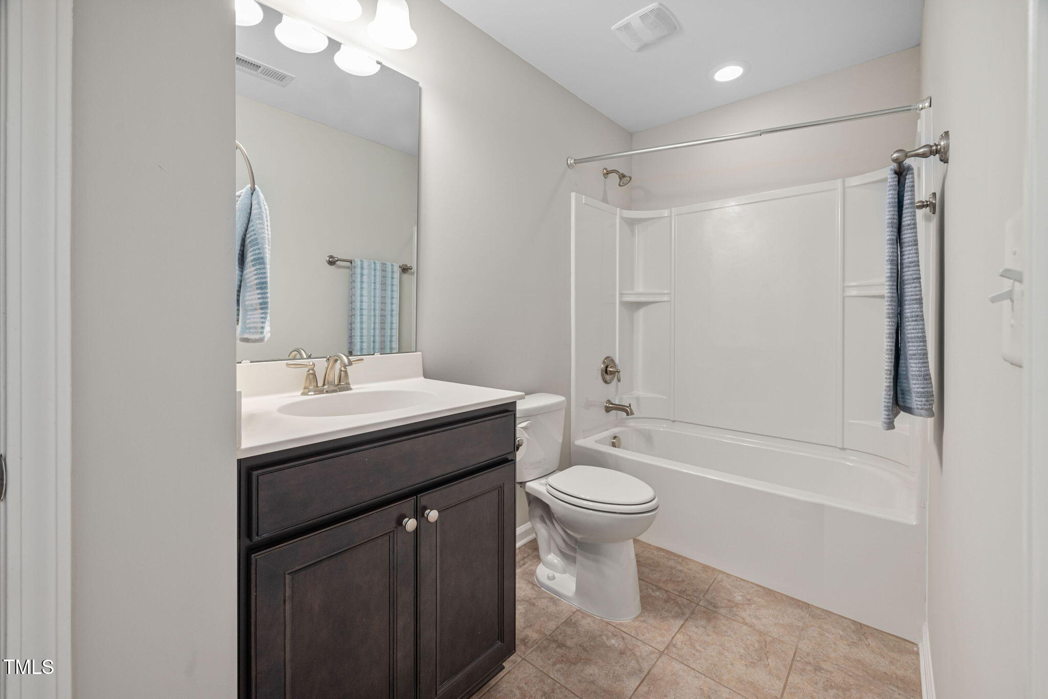 124 Currituck Lane