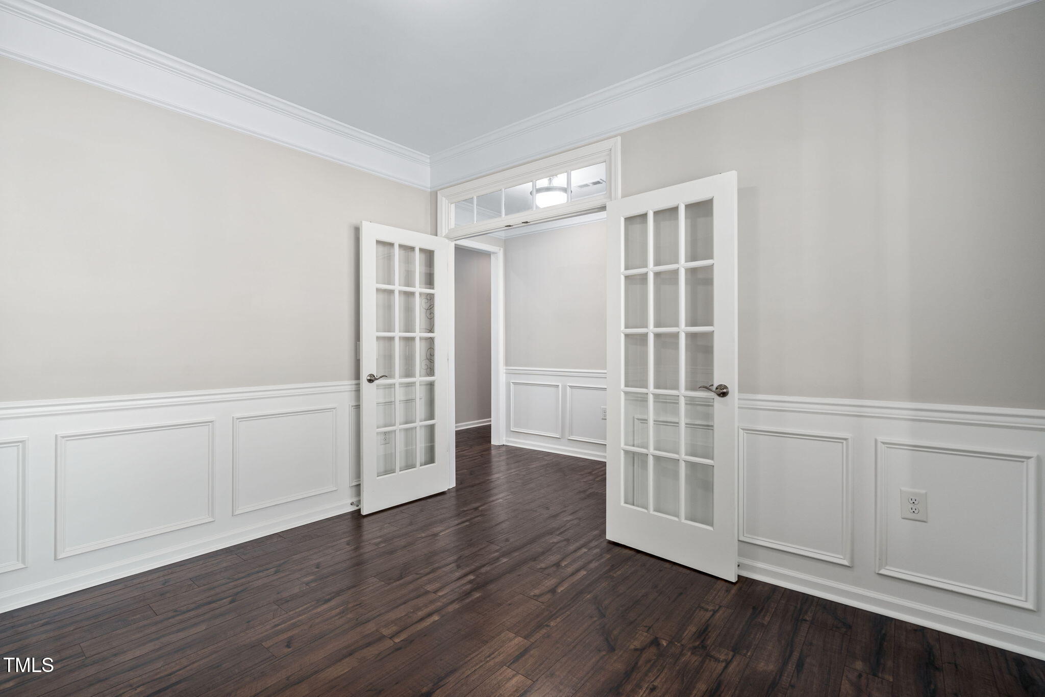 216 Kalmia Drive