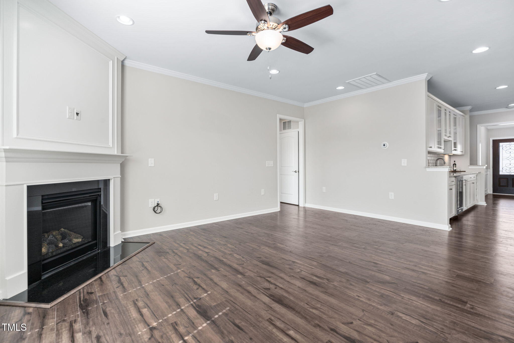 216 Kalmia Drive