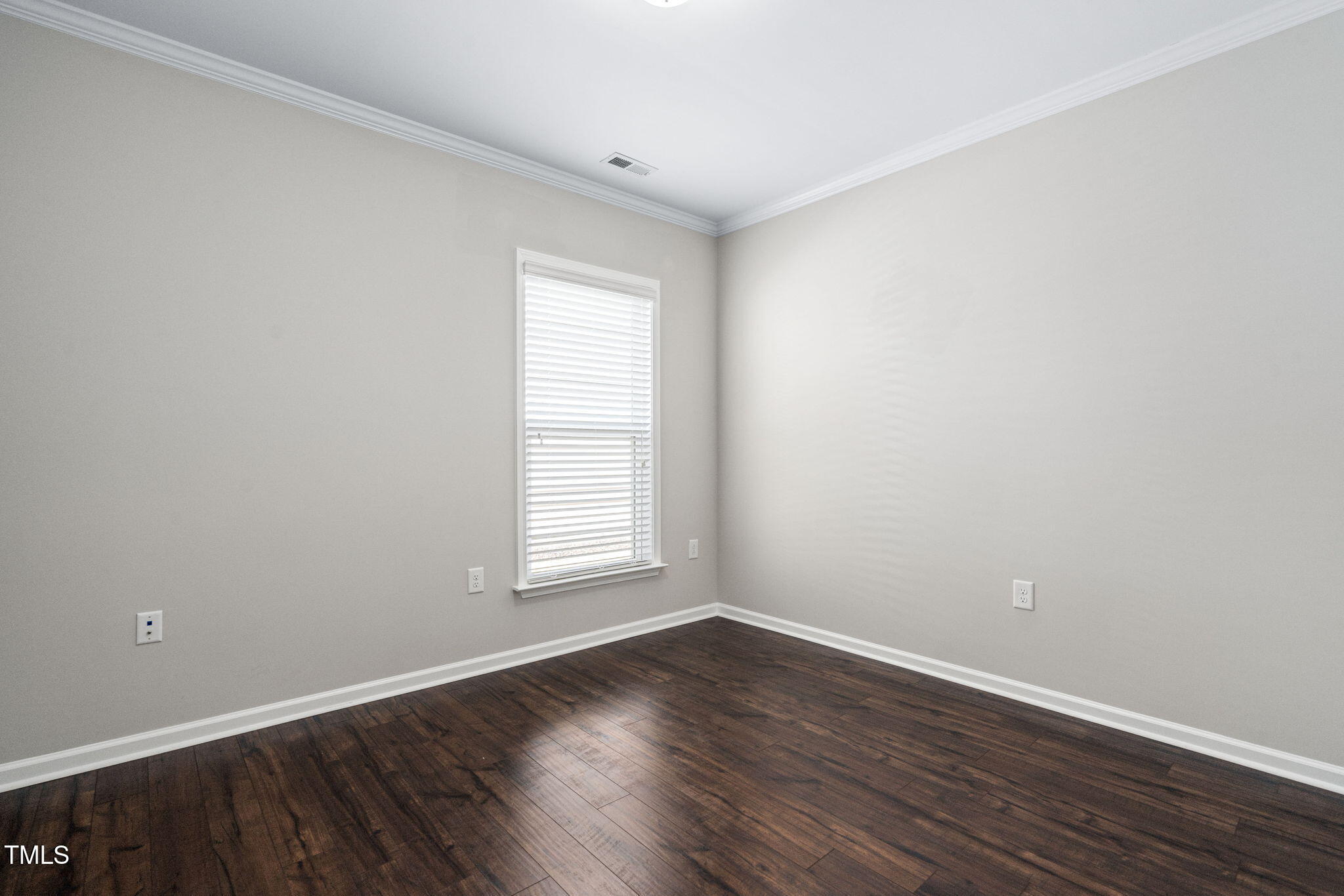216 Kalmia Drive