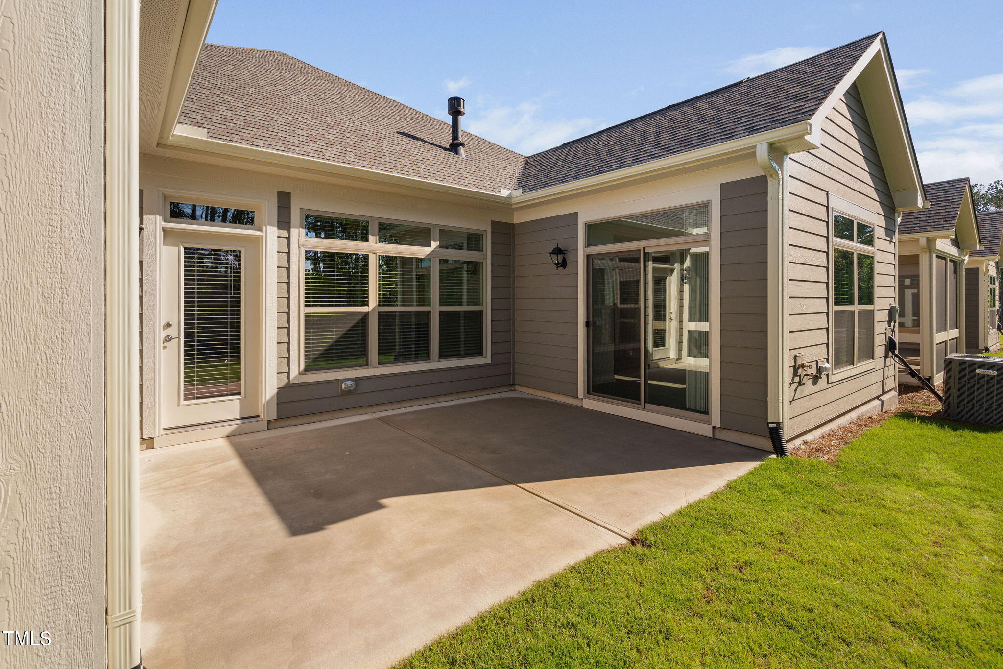 1009 Middleground Circle