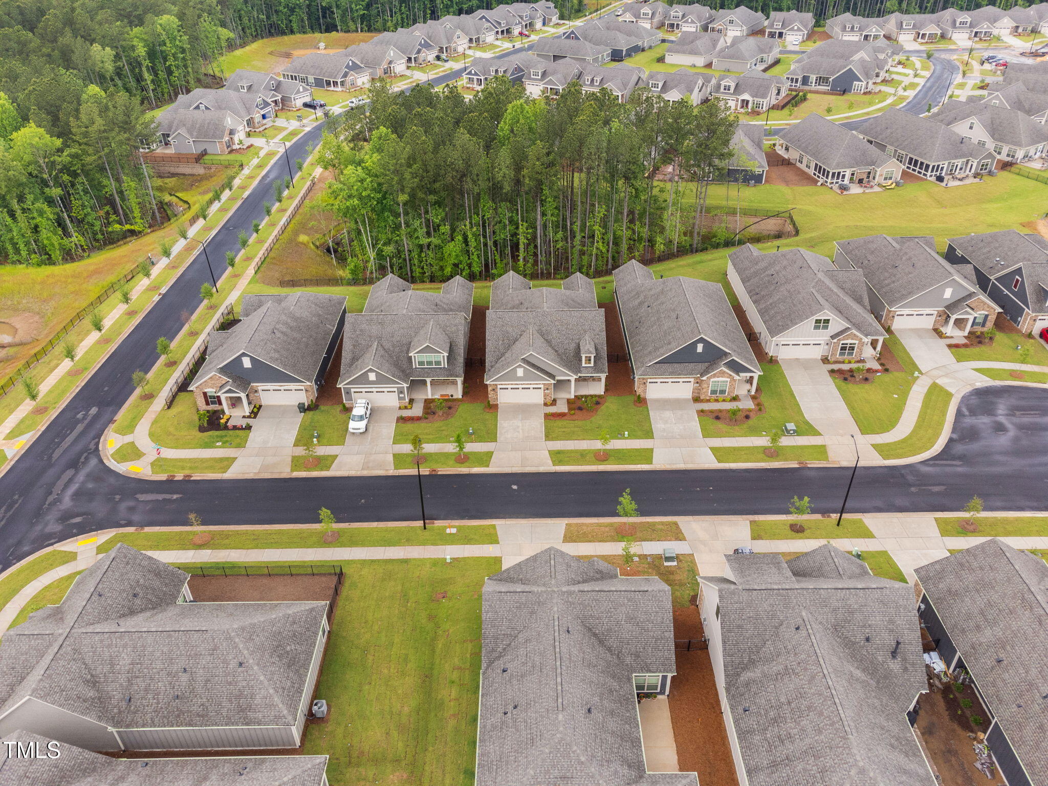 1009 Middleground Circle