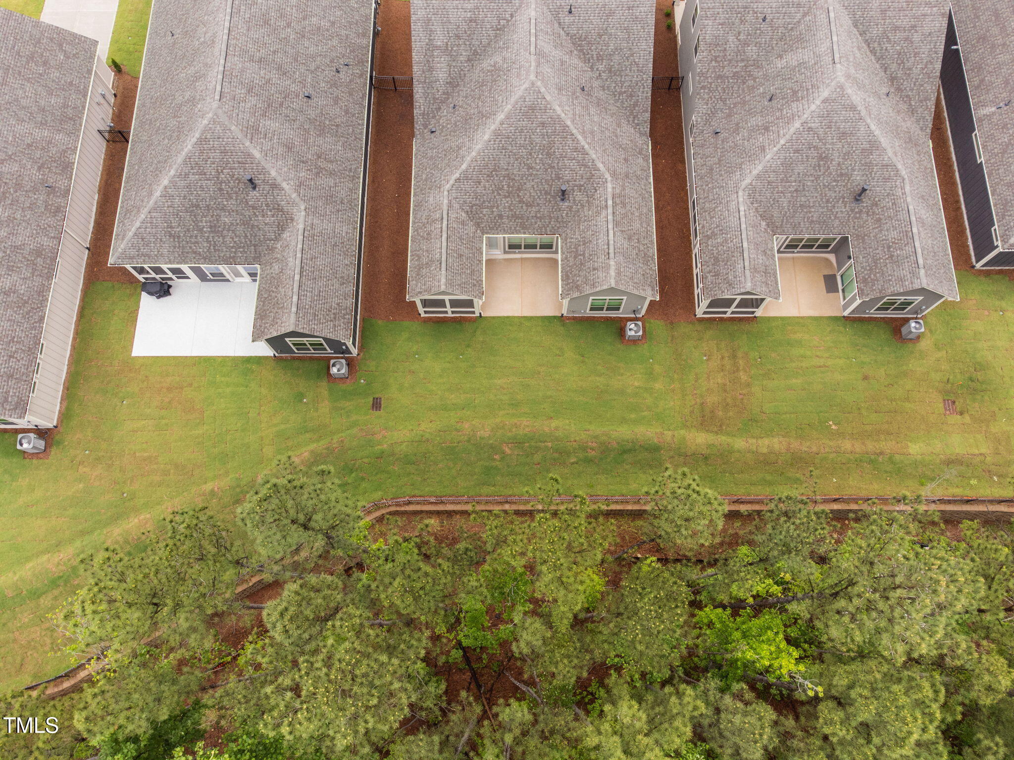 1009 Middleground Circle