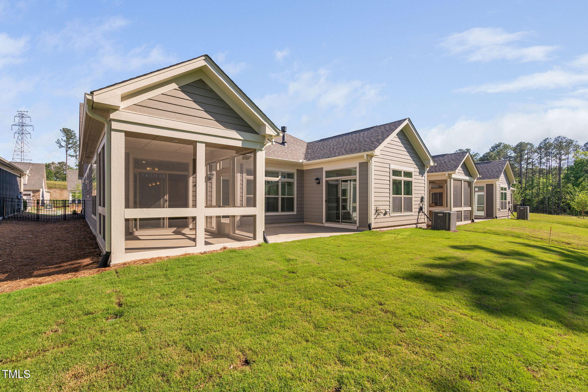 1009 Middleground Circle