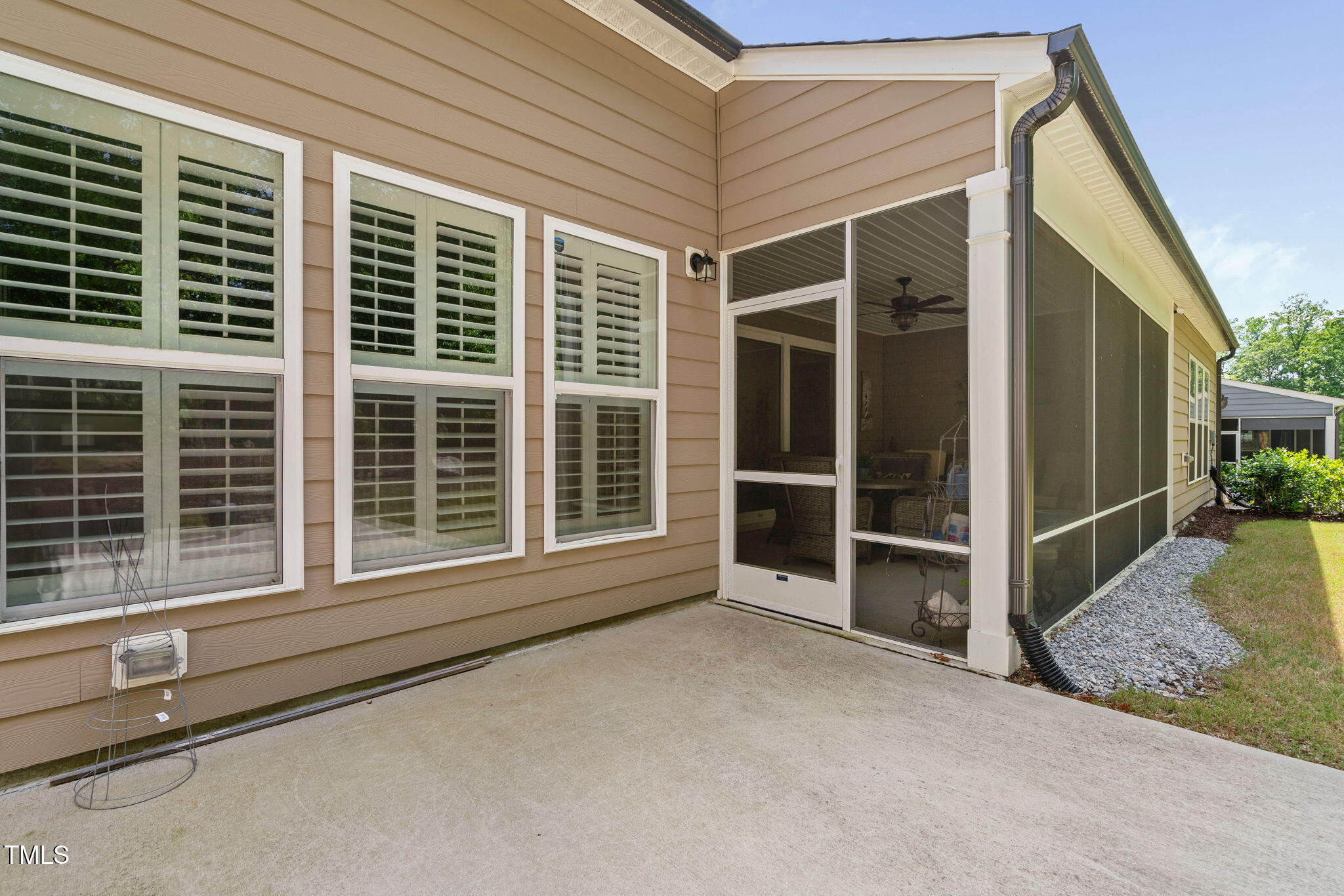 1129 Santa Cruz Street