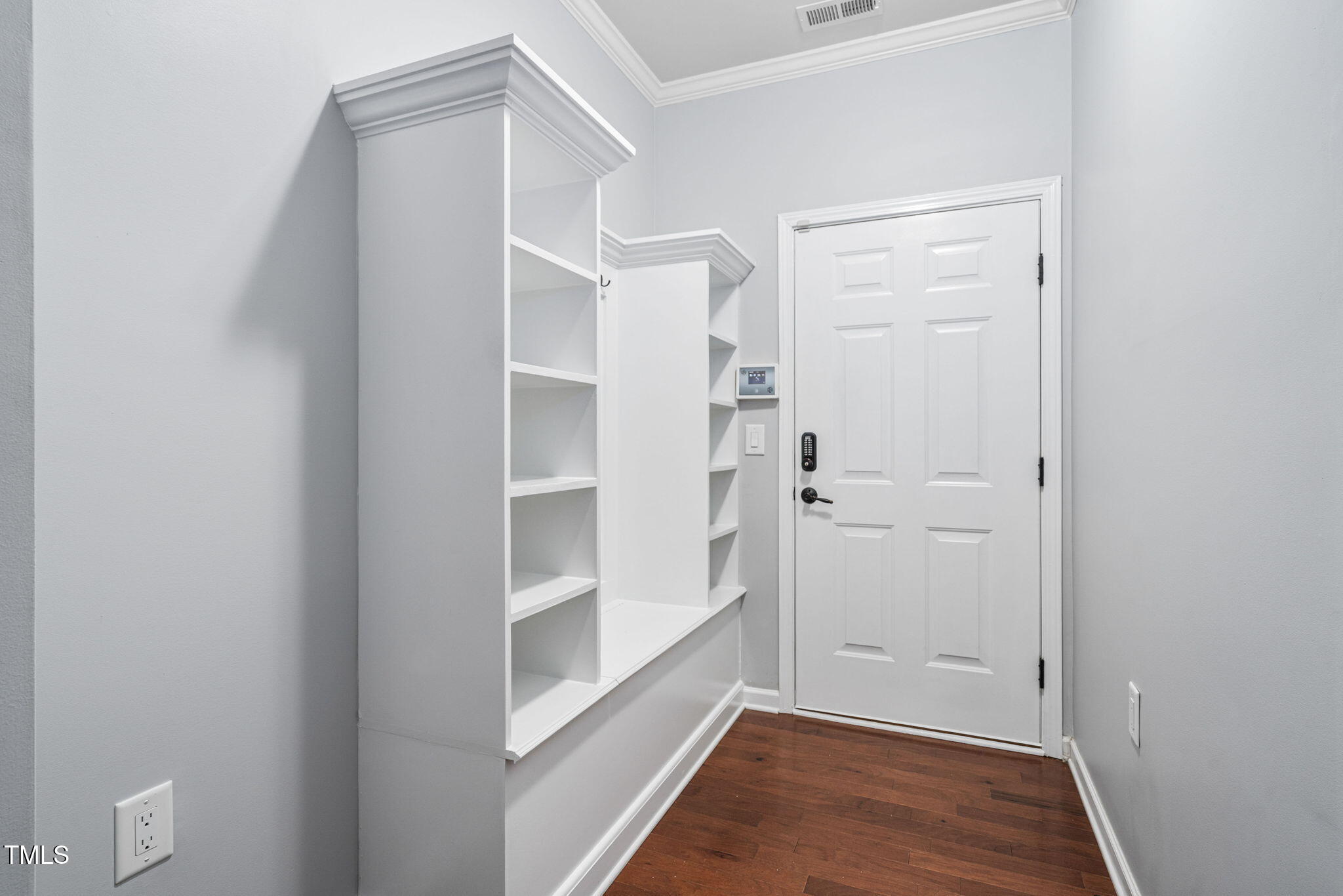 1104 Gaston Manor Drive