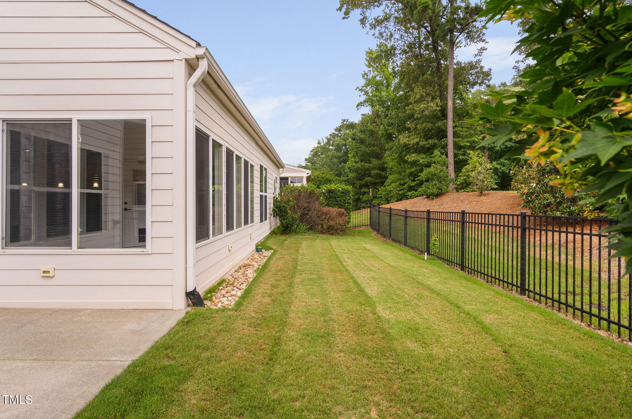 1104 Gaston Manor Drive