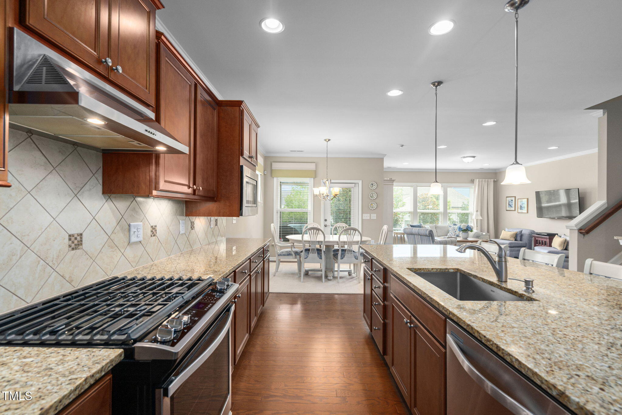 208 Sailfish Court