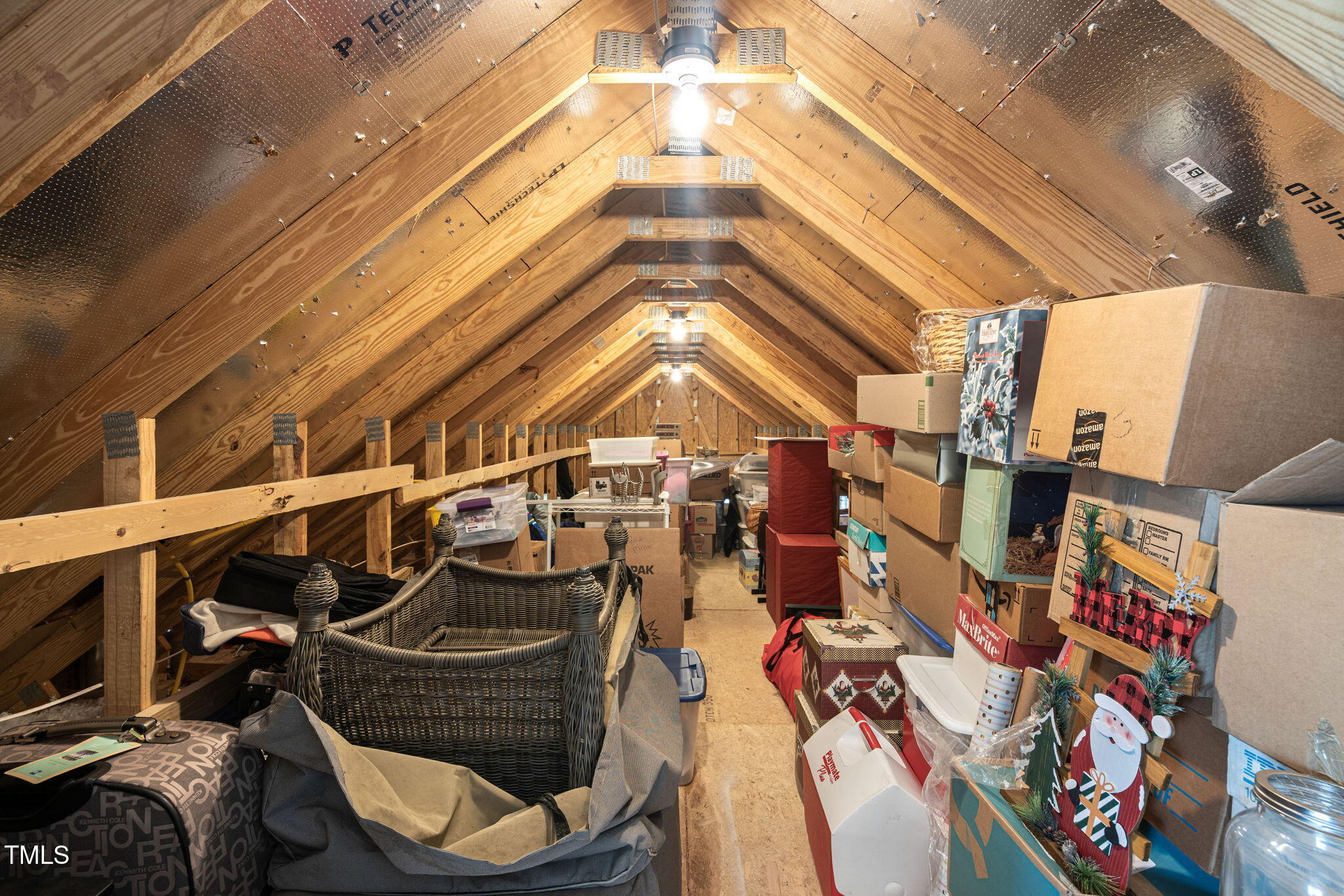 208 Sailfish Court