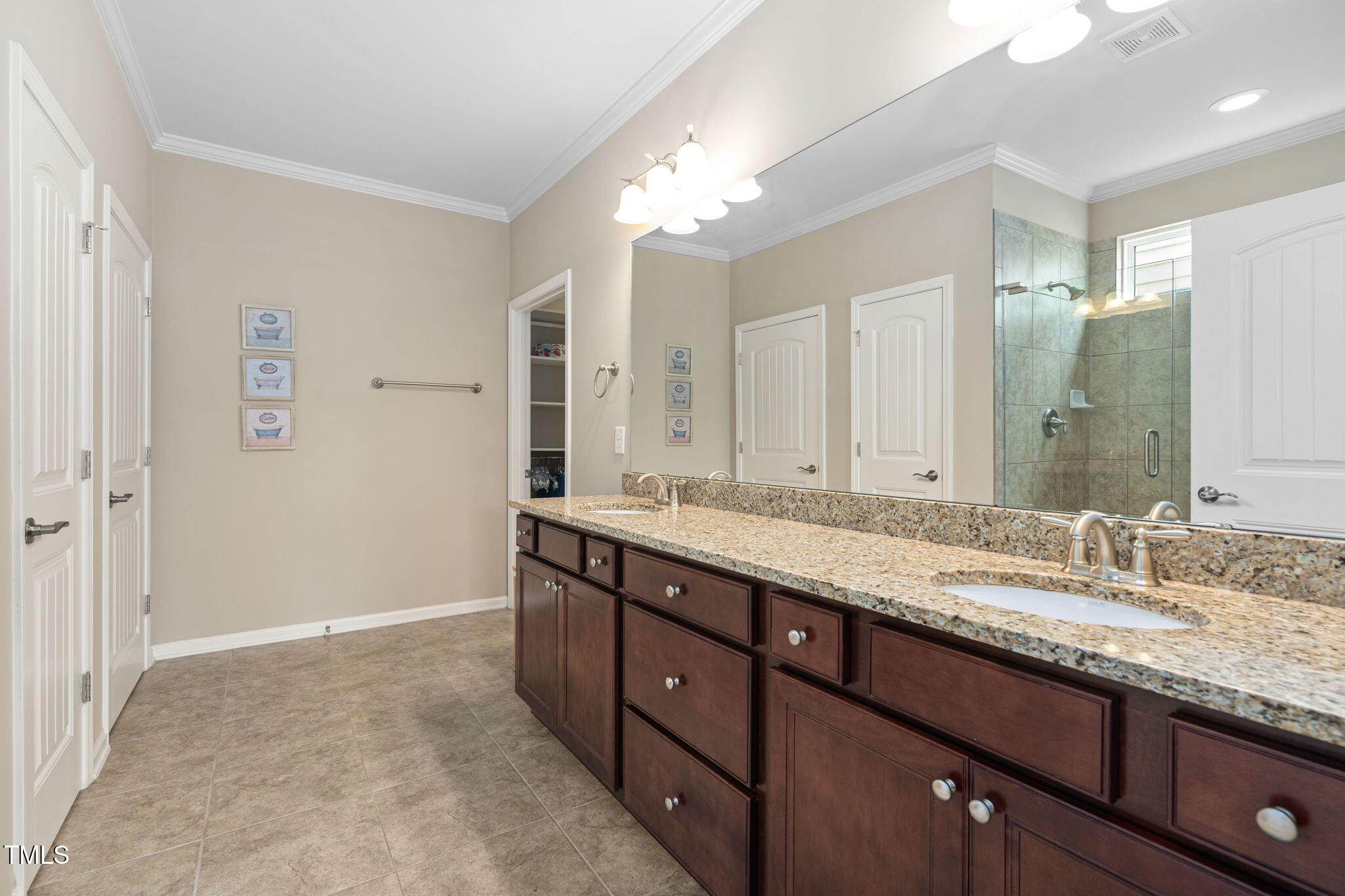 208 Sailfish Court