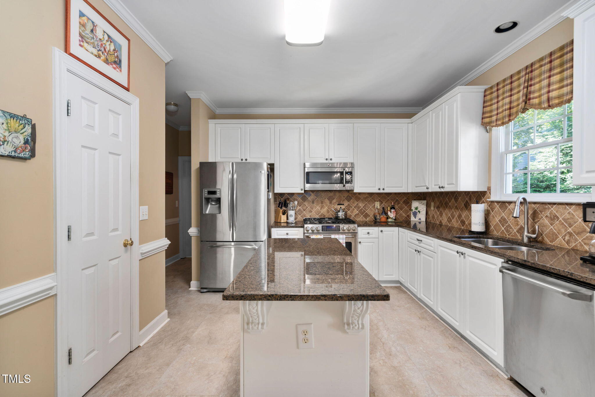 5305 Willow Cry Lane