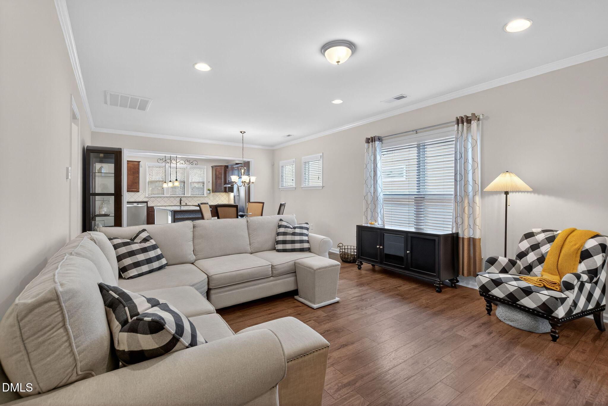 301 Pipit Drive