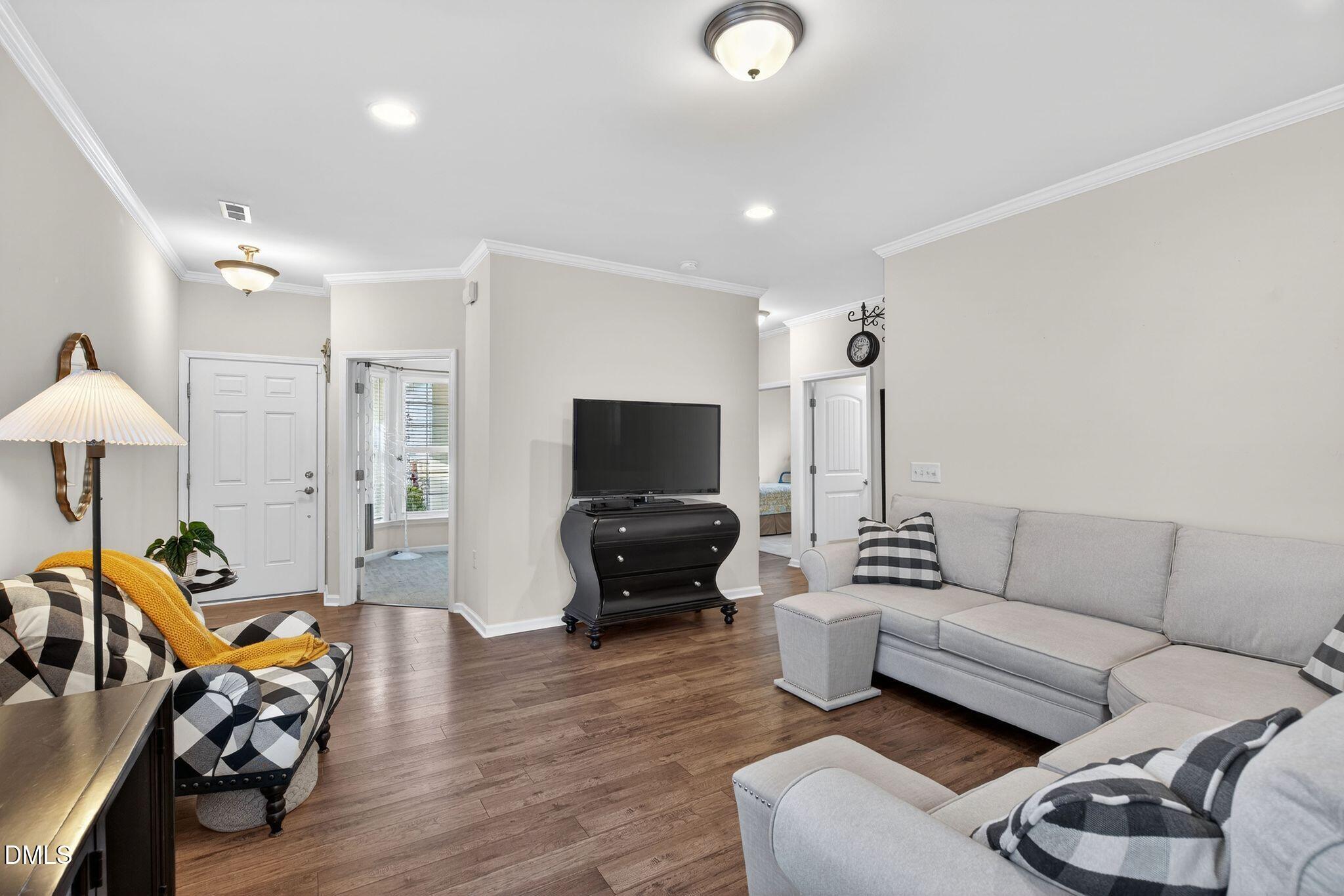 301 Pipit Drive