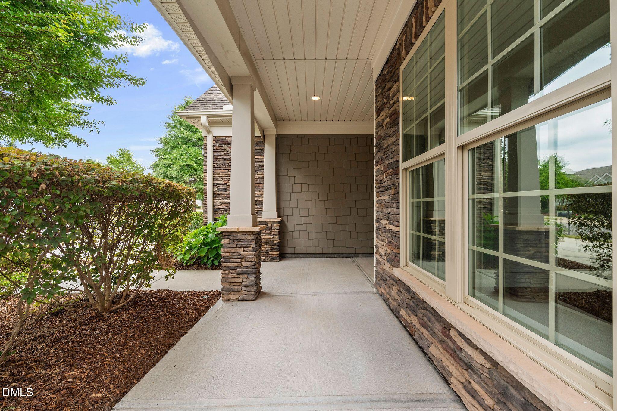 820 Gaston Manor Drive