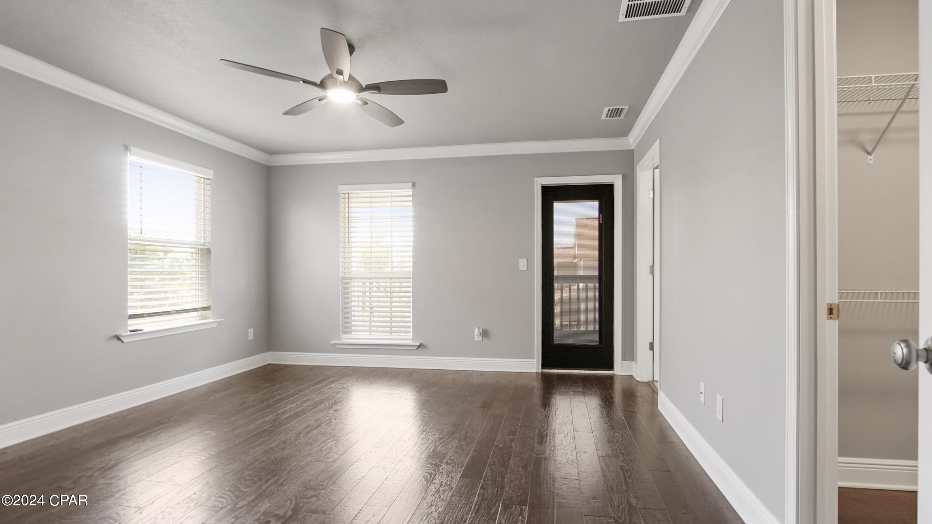 4734 Bigleaf Lane