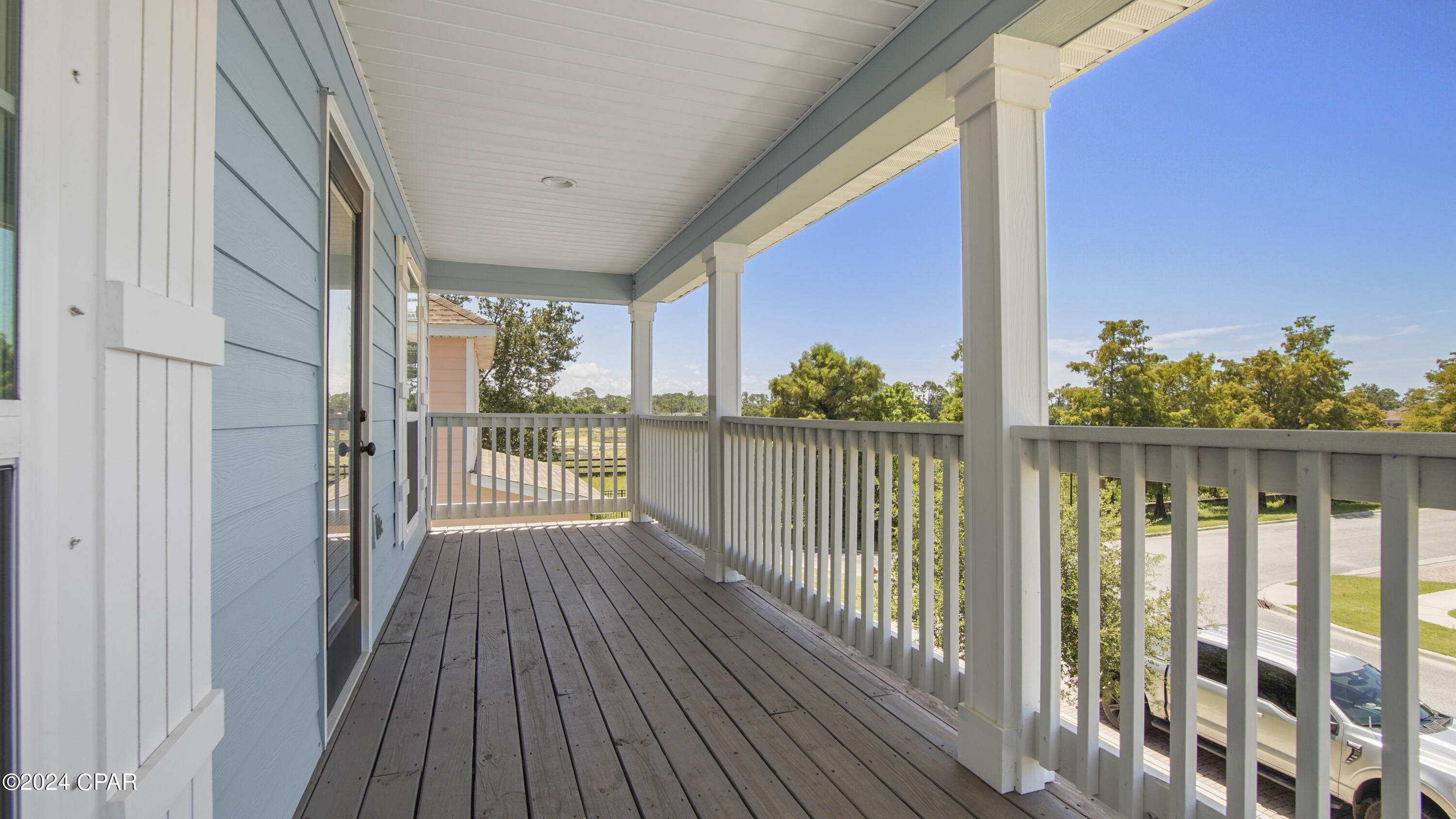 4734 Bigleaf Lane