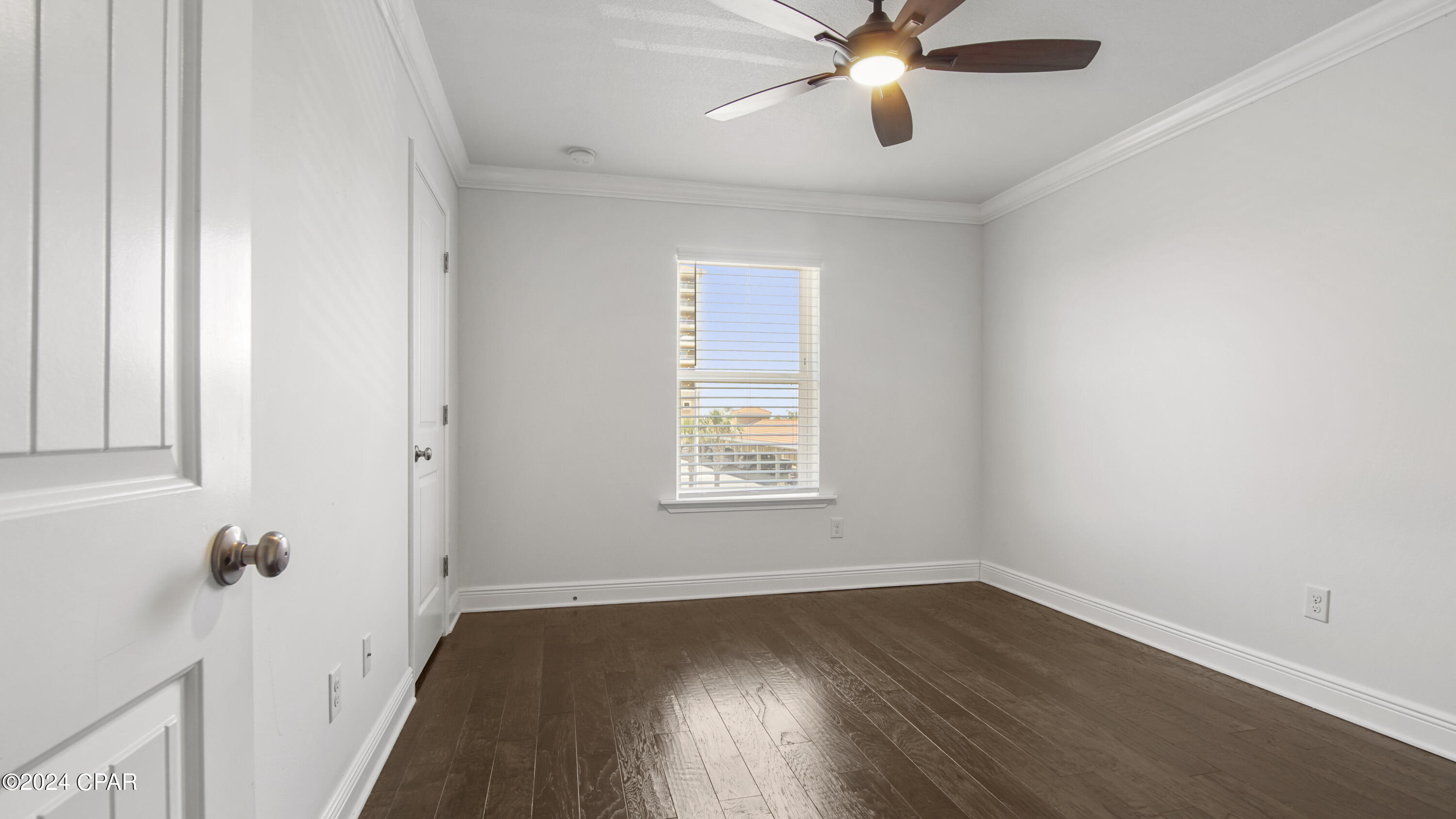 4734 Bigleaf Lane