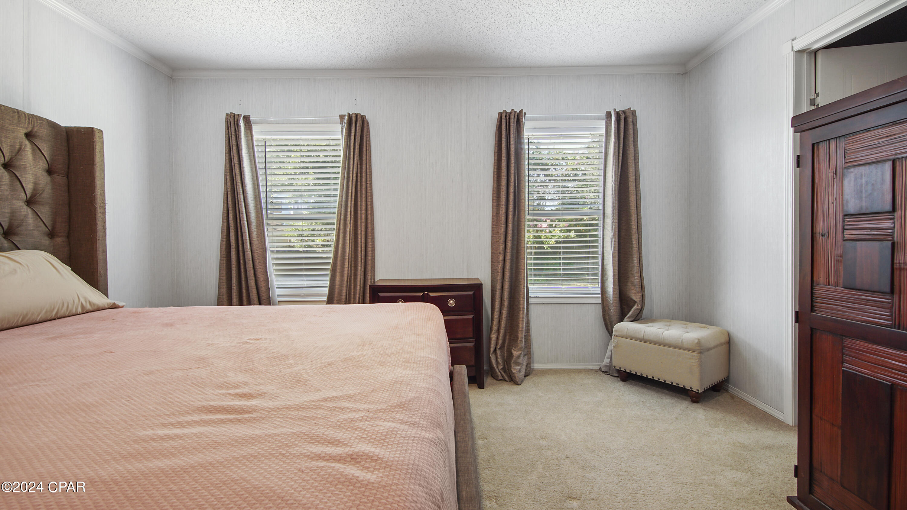 2030 Twin Oaks Drive