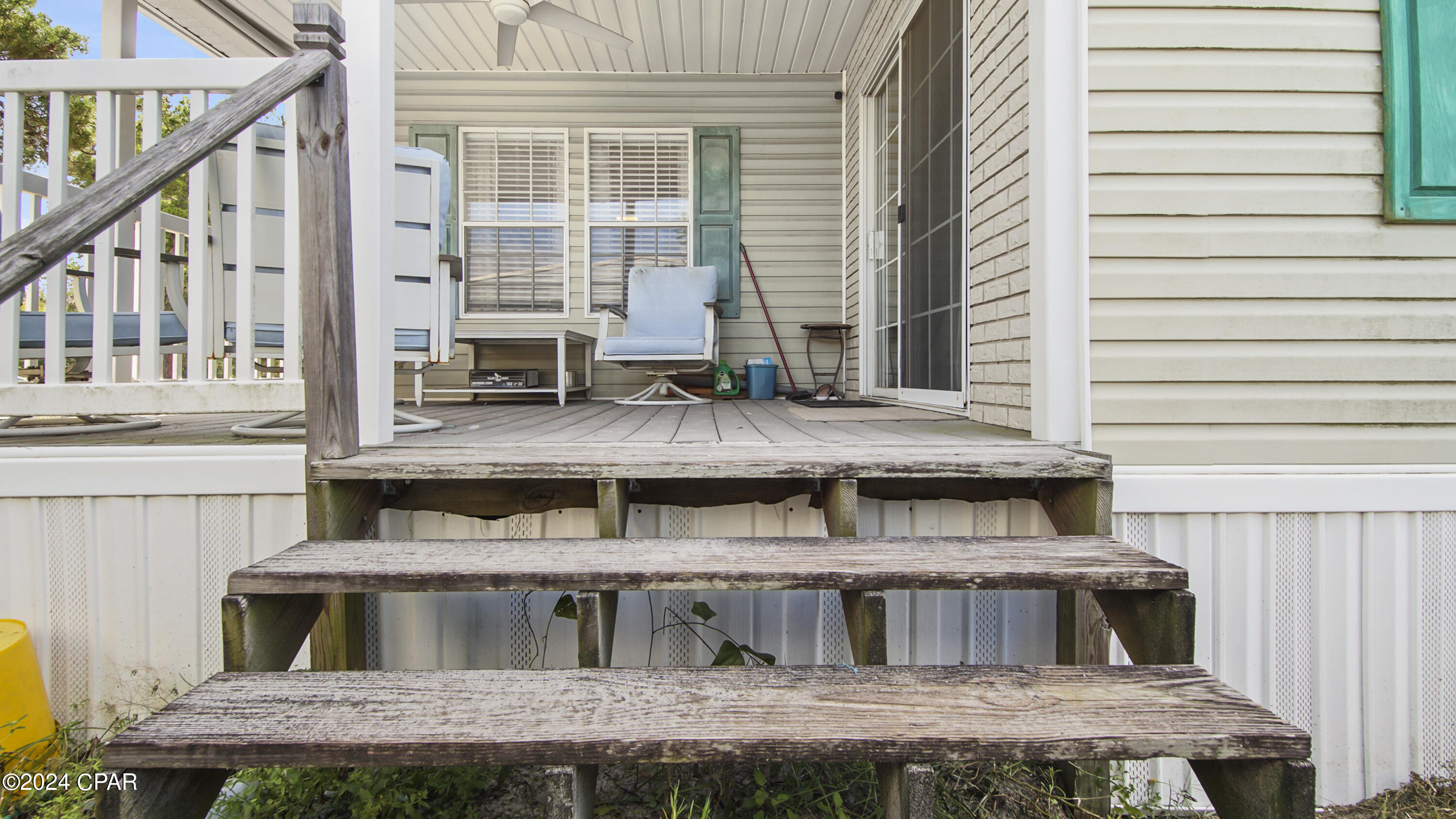2030 Twin Oaks Drive