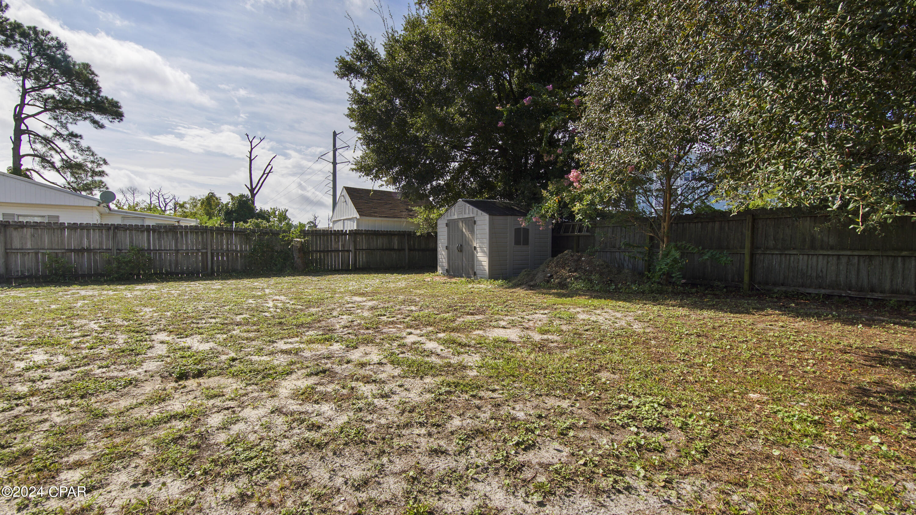 2030 Twin Oaks Drive